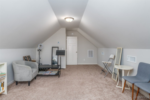 9290 CRESCENT LODGE Circle