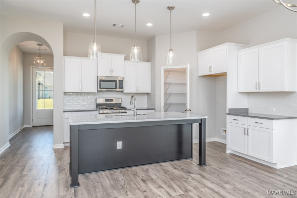9517 Dakota Drive
