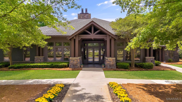 9517 Dakota Drive