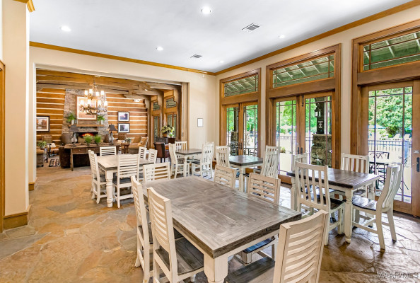 9517 Dakota Drive