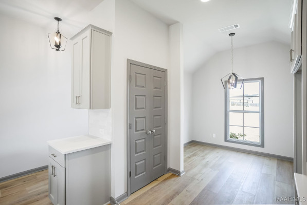 9517 Dakota Drive