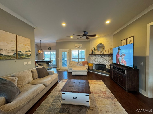 1601 Dominick Road