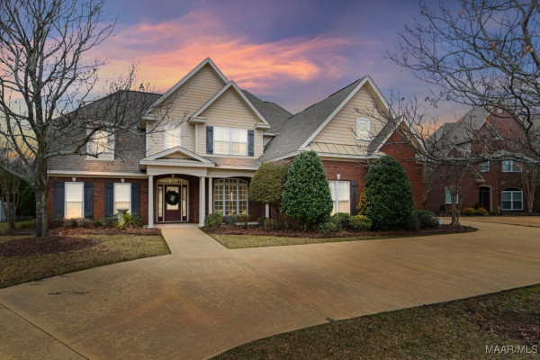 8490 ROCKBRIDGE Circle