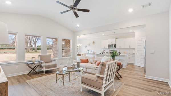 3719 Donigle Park
