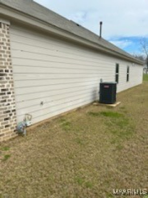 416 Lismore Place