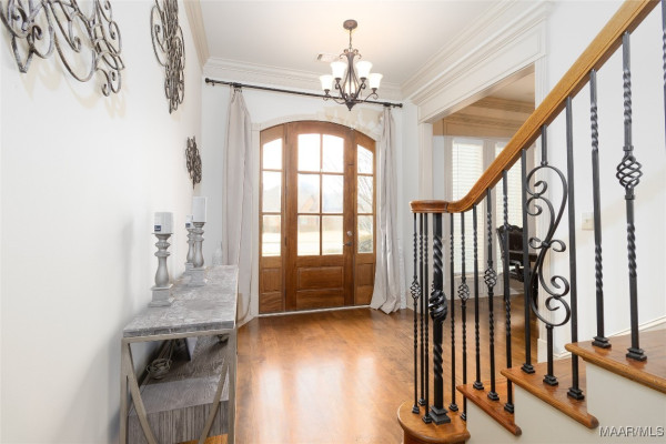 8436 ROCKBRIDGE Circle