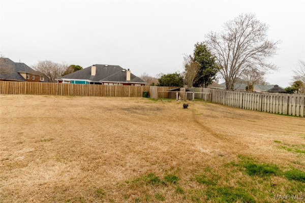 8436 ROCKBRIDGE Circle