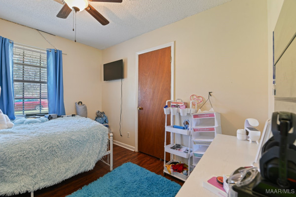 6427 Pinebrook Drive