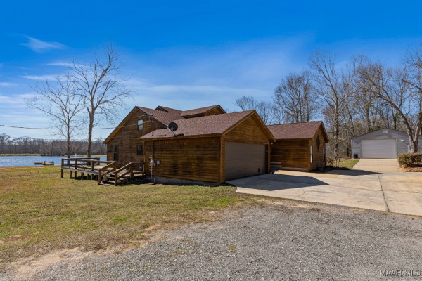 174 County Road 27 .