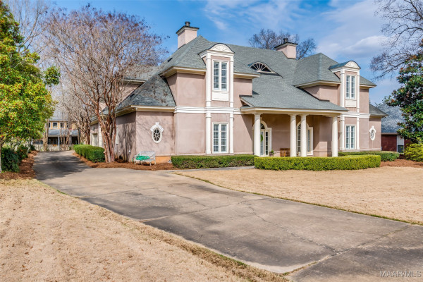 3849 Colline Drive