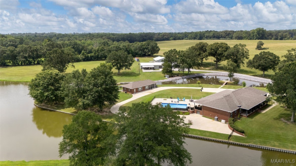 9524 County Road 42 Road