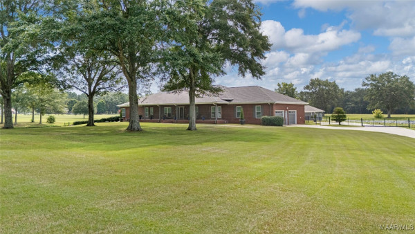 9524 County Road 42 Road