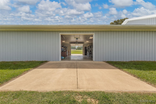 9524 County Road 42 Road