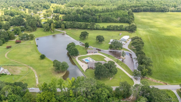 9524 County Road 42 Road