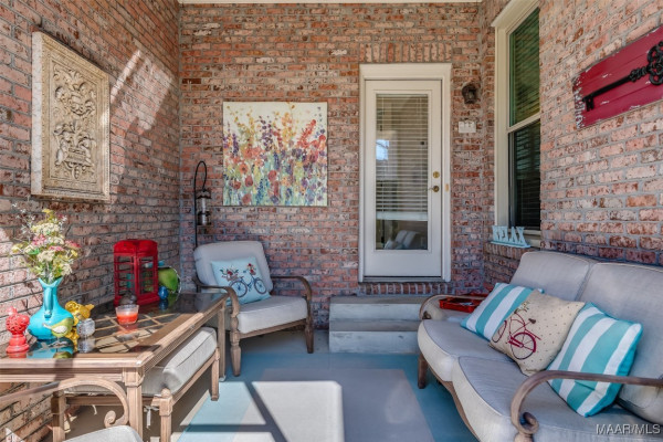 9818 Bent Brook Drive