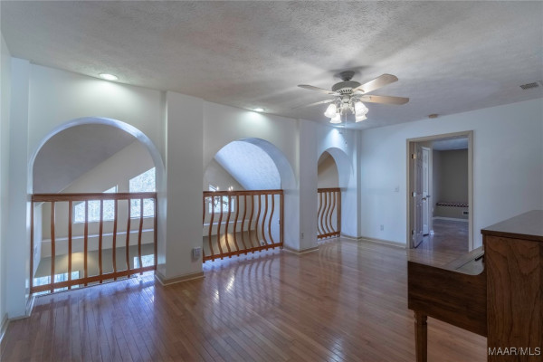 5510 Willow Bend Drive