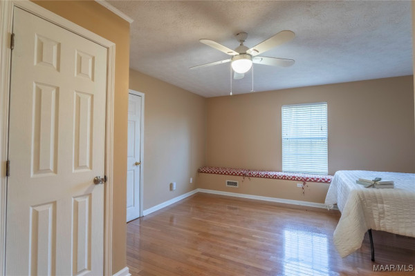 5510 Willow Bend Drive