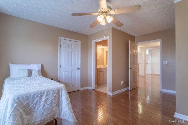 5510 Willow Bend Drive