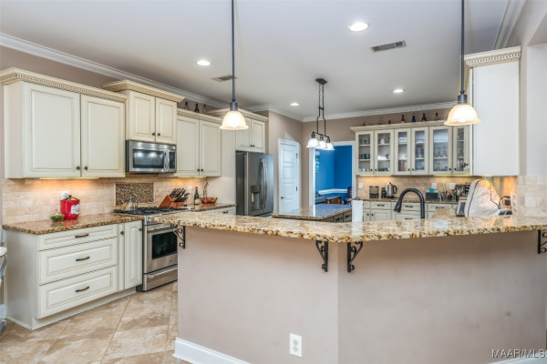 9000 Caraway Lane
