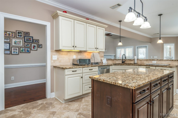 9000 Caraway Lane
