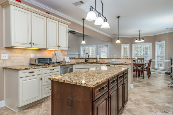 9000 Caraway Lane