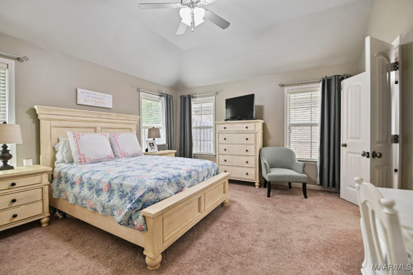 9108 Crescent Lodge Circle