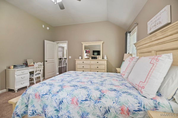 9108 Crescent Lodge Circle