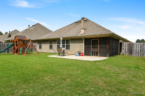 9108 Crescent Lodge Circle