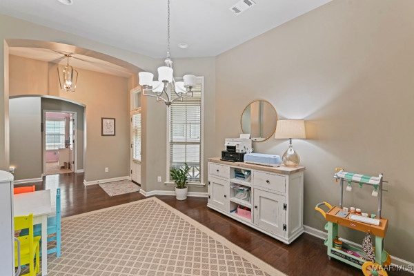 9108 Crescent Lodge Circle