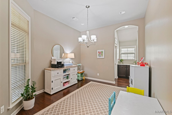 9108 Crescent Lodge Circle