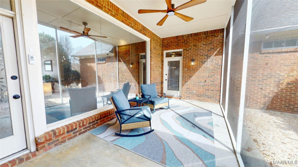 8637 LENOX Way