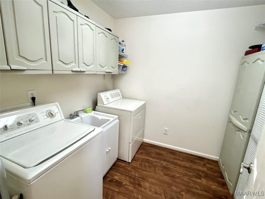 530 Fieldview Court