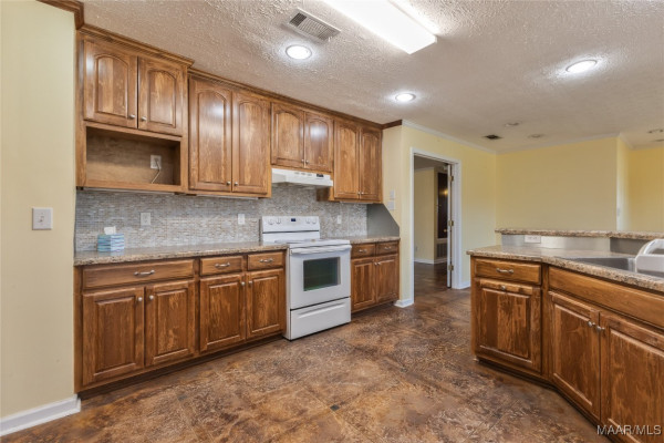 2567 Lightwood Road