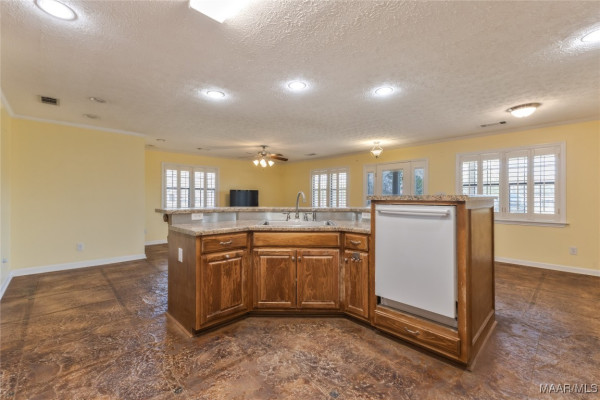 2567 Lightwood Road