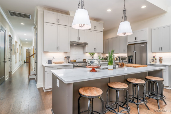 7146 Fain Park Loop