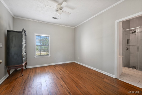 2011 GlenForest Drive