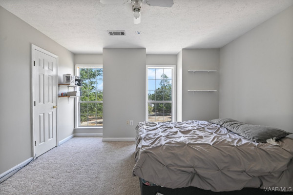 2011 GlenForest Drive