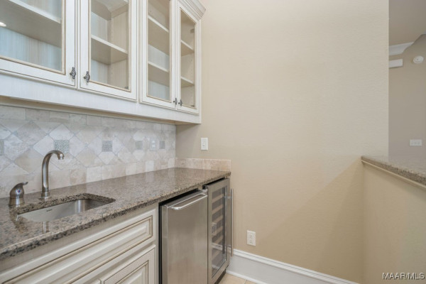 8209 Tuscany Manor