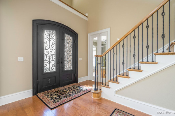 8209 Tuscany Manor