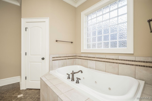 8209 Tuscany Manor