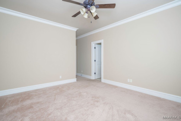 8209 Tuscany Manor