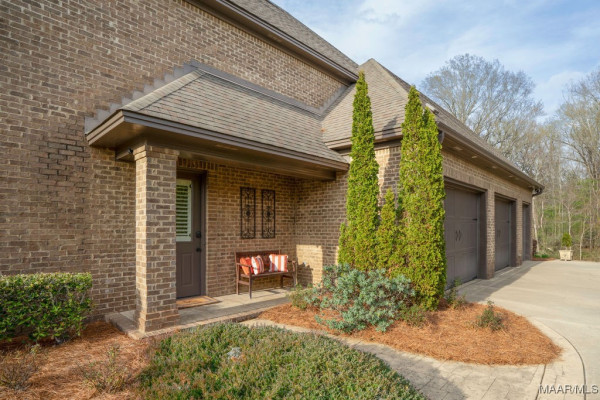8209 Tuscany Manor