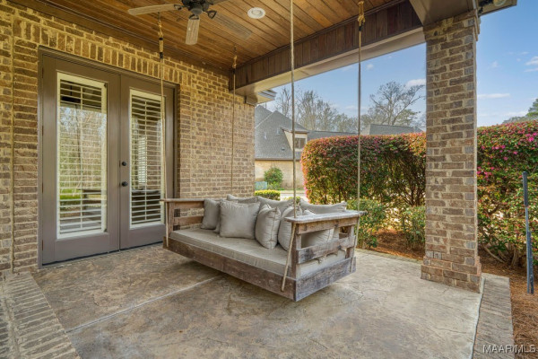 8209 Tuscany Manor
