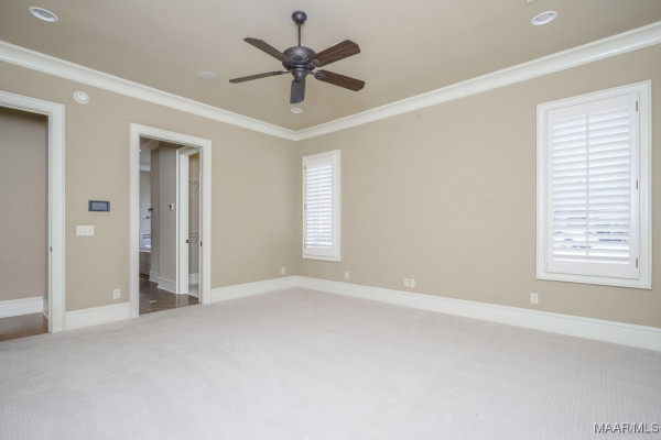 8209 Tuscany Manor