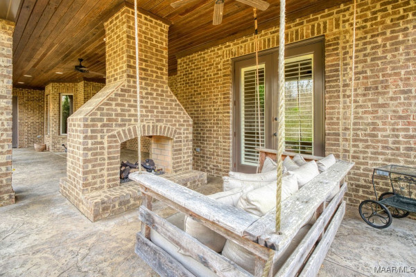 8209 Tuscany Manor