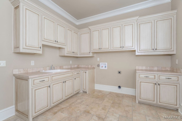 8209 Tuscany Manor