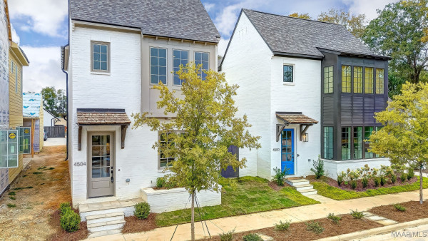 4504 Bloomsbury Street