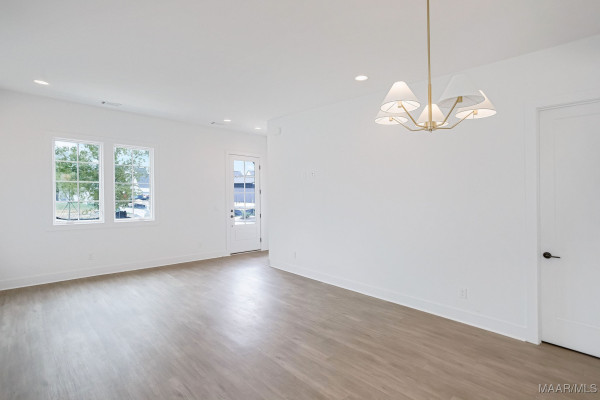 4504 Bloomsbury Street