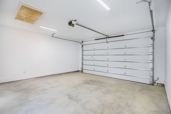 4504 Bloomsbury Street