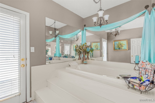 1202 Valridge . N